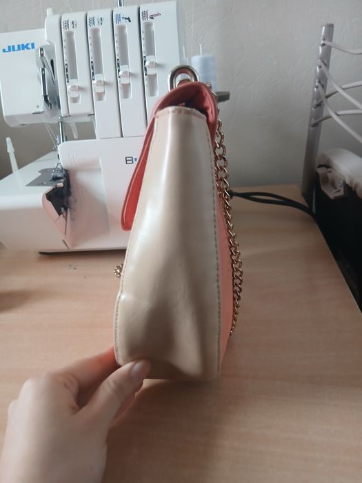 Sumka eko koja va charmdan tikilgan