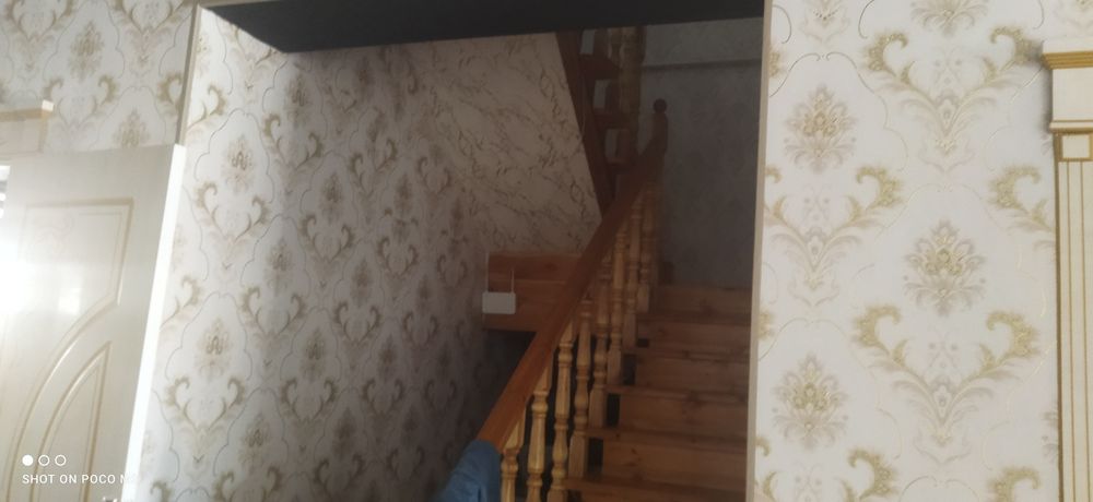 Boʻron zapravka 2 etajli uy sotiladi