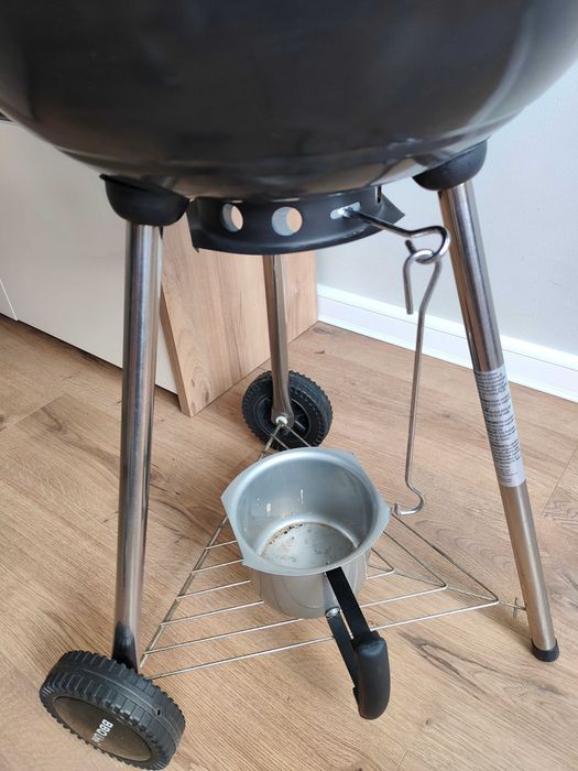 Кръгло сферично барбекю на въглища Mirpol BBQ Line (47 см) с капак и пепелник – Отлично състояние