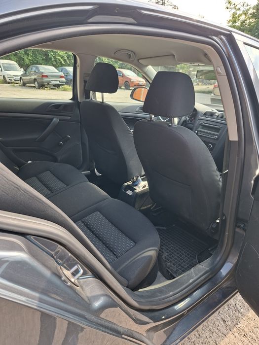 SKODA Octavia 2010 — imagine 2