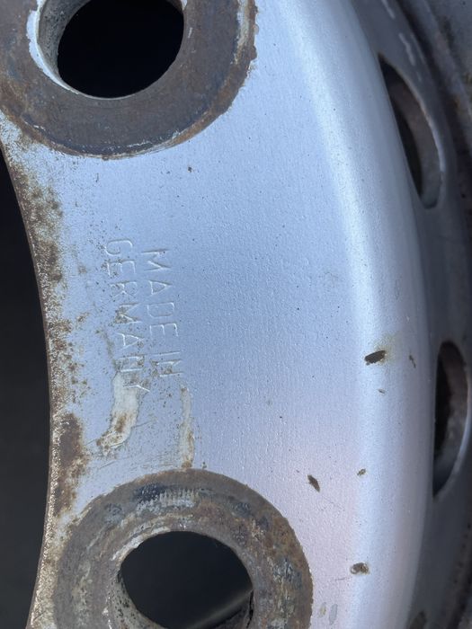 Продам пару дисков на Мега (барабанные)