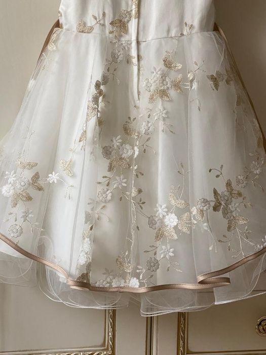 Шикарное платье на праздник