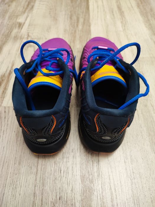 Vând Adidasi baschet Nike Lebron 21