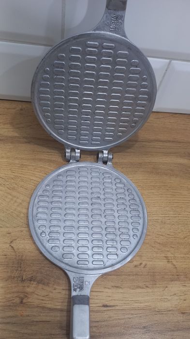 СССР.вафельница для вафельных трубочек