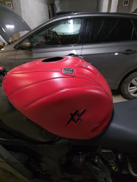 Кожа за резервоар HONDA CBR 1100 XX