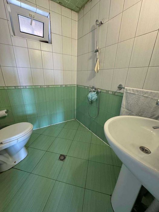 Продава се Тристаен апартамент в Търговище, Център - 90 кв.м за 1020 €/кв.м - Снимка #4