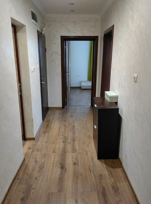 Дава се под наем Тристаен апартамент в Пловдив, Прослав - 150 кв.м за 425 € - Снимка #8