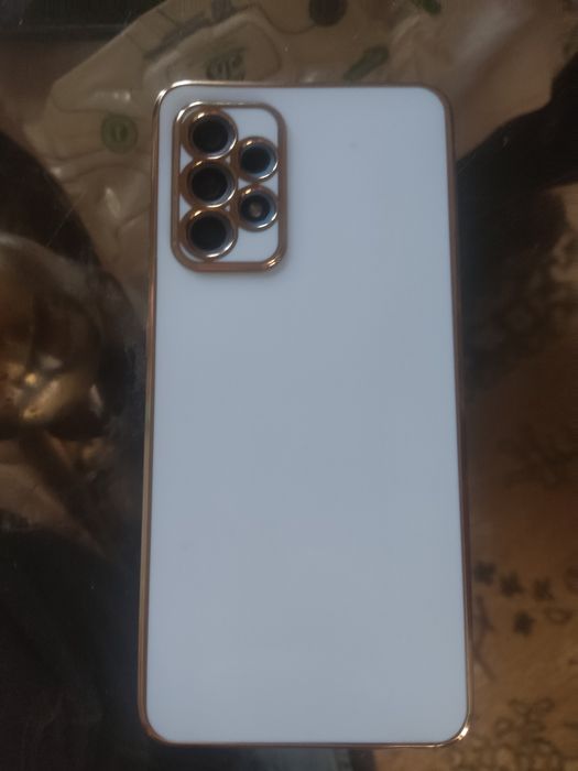 Продам телефон Самсунг Галакси А52