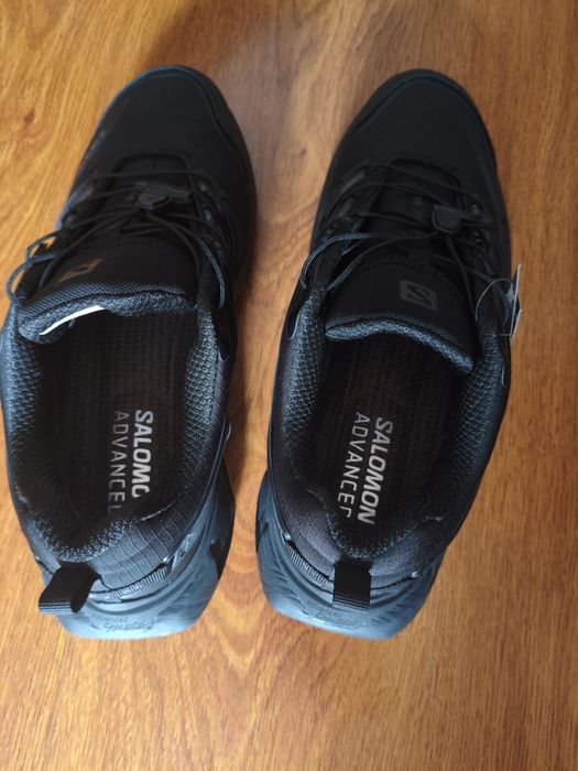 Продам кроссовки Salmon 45 р-р