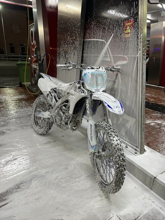 Vând urgent yamaha yz250f 2017