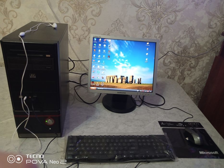 Kompyuter samsung sotiladi!