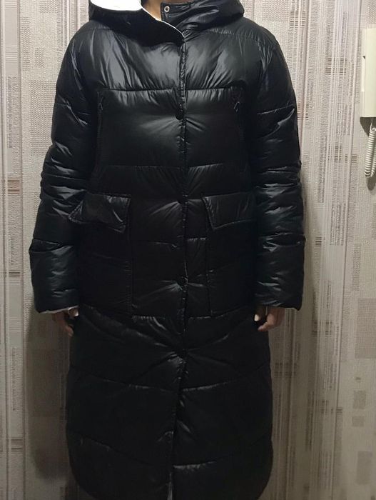 Продам куртку белая очень теплая