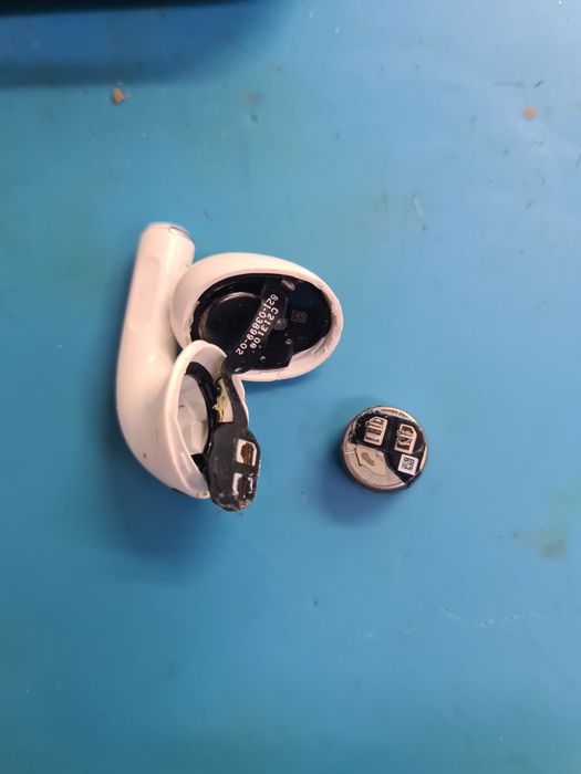 Remont Apple watch,  Airpods. Ремонт  апл  вотч и аирподси