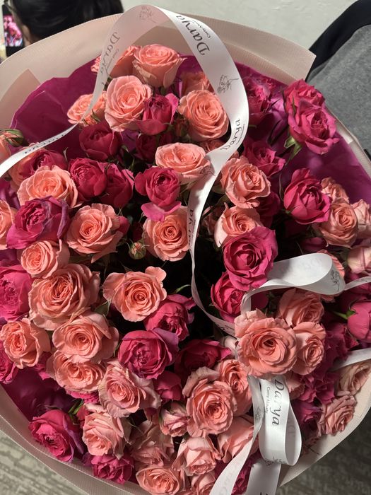 Букет кусовых роз