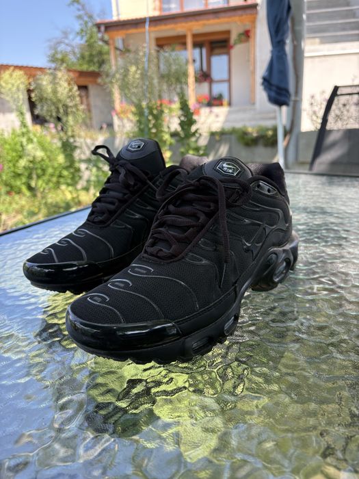 NIKE AIR MAX TN Triple Black