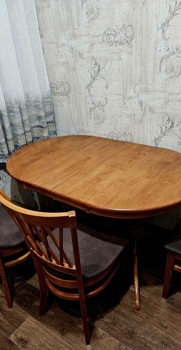 Кухонный стол. Стол+стулья