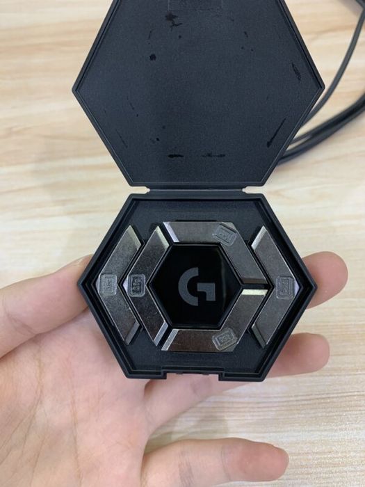 Новая мышь Logitech G502 Hero