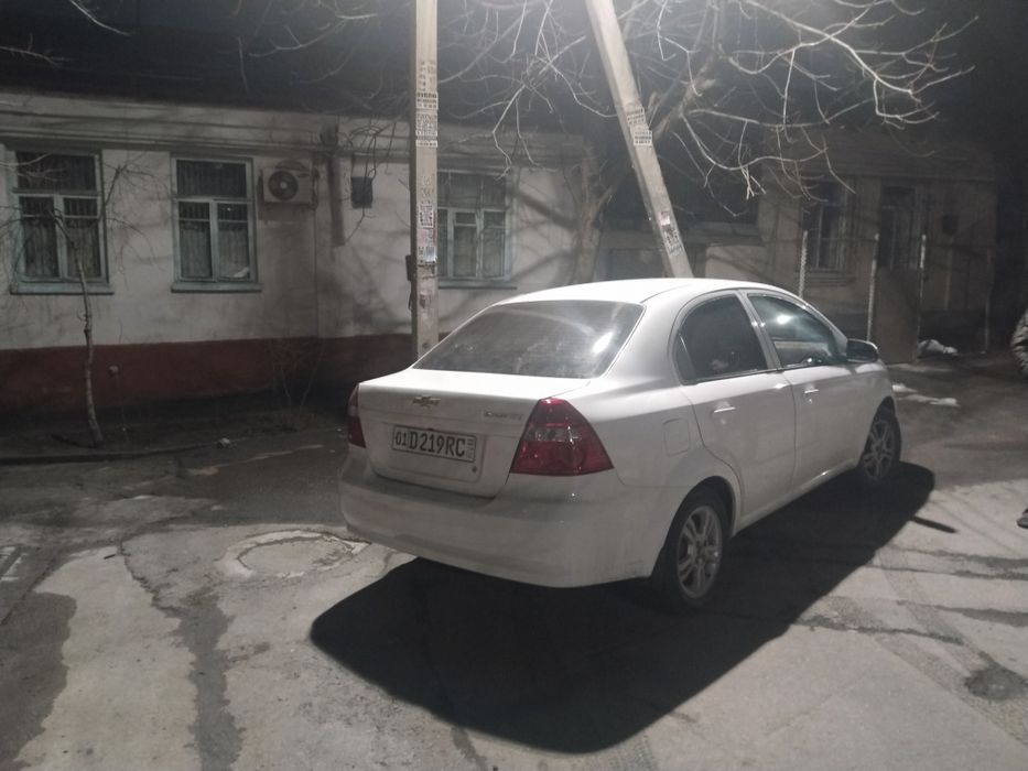 Срочно Нексия 3 автомат сотилади келишилади