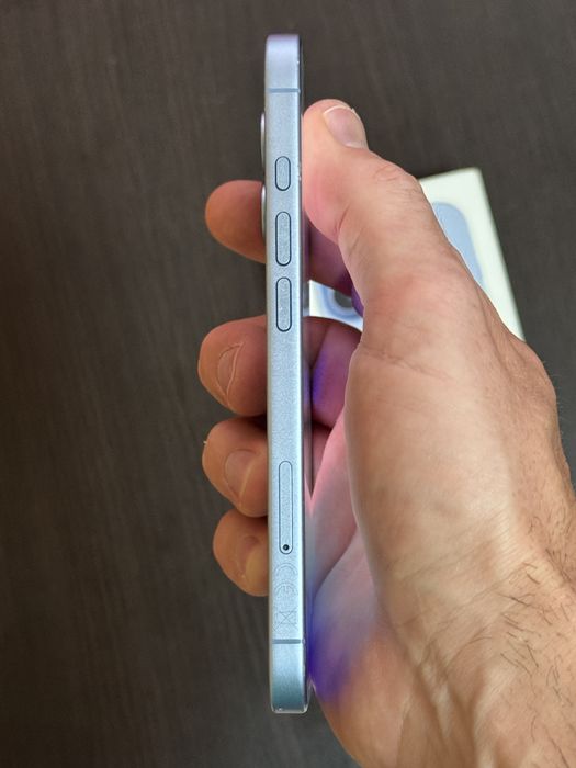 Apple iPhone 17 256GB / 99% батерия