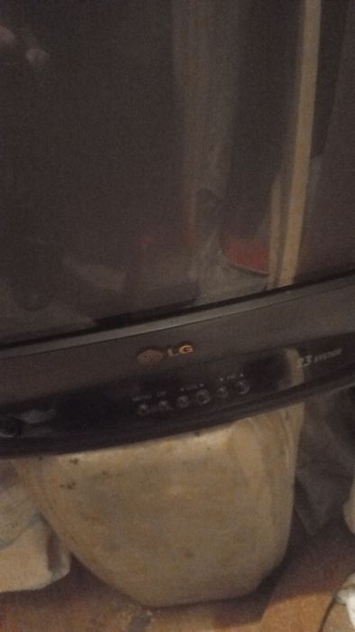 Продам телевизор