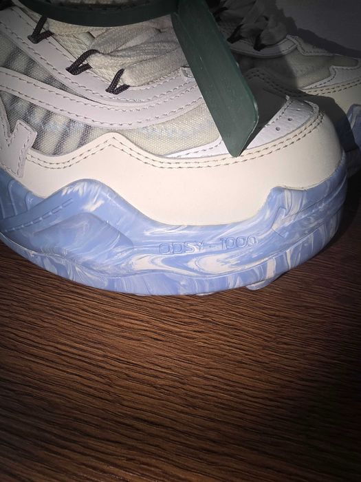 Adidasi -OFF WHITE ODSY- 43-stare FOARTE BUNA-albi