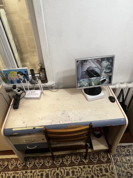 Письменный стол с тумбой (комплект)