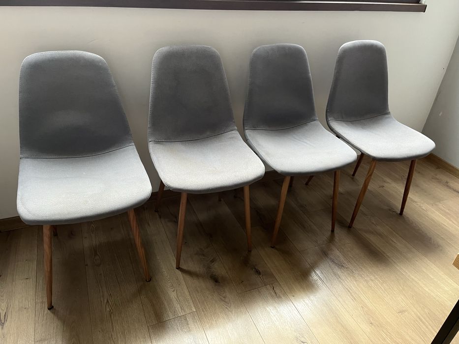 4 бр. столове  Jusk