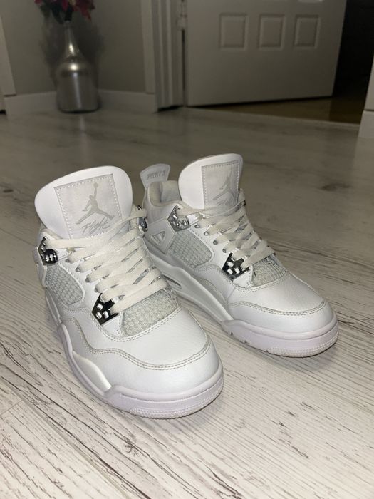 Adidasi Jordan 4 albi