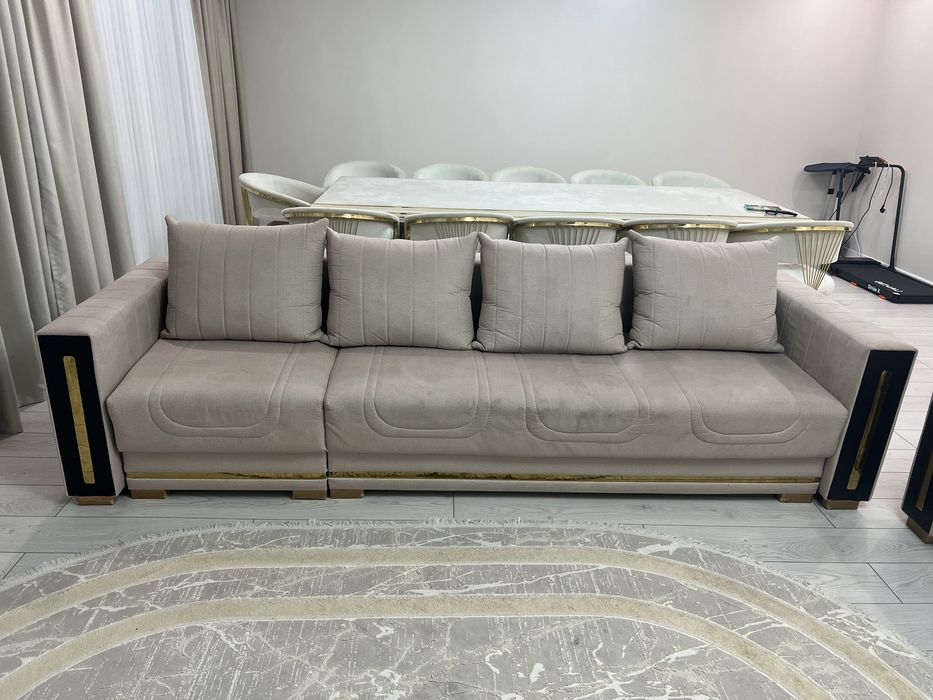 Диван в хорошем состоянии