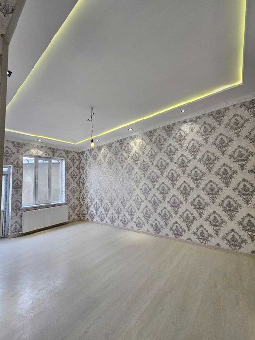 Сергели. Чорток махалляси.  2.8 сотихда 5 хонали уй сотаман.