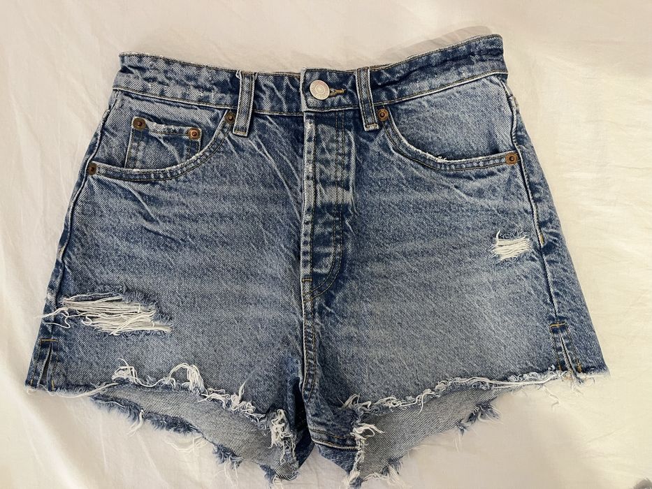 Къси дънкови панталонки на Zara