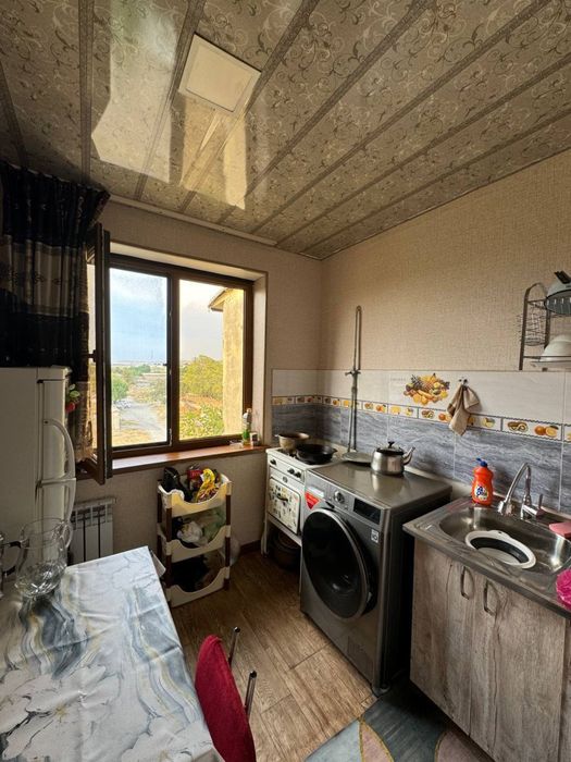 Срочно 1х 3микрарайоне Прадаётся