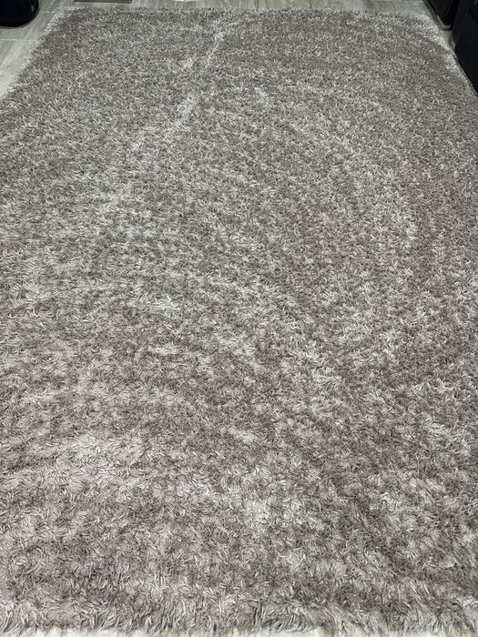 Covor cu fir de matase