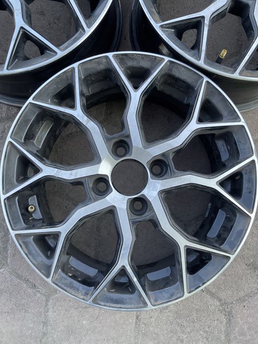 Диски r15  разболтовка  4/100
