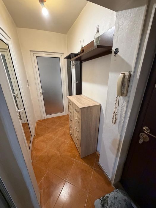 Apartament cu 3 camere- Craiovita Nouă , zona George Enescu