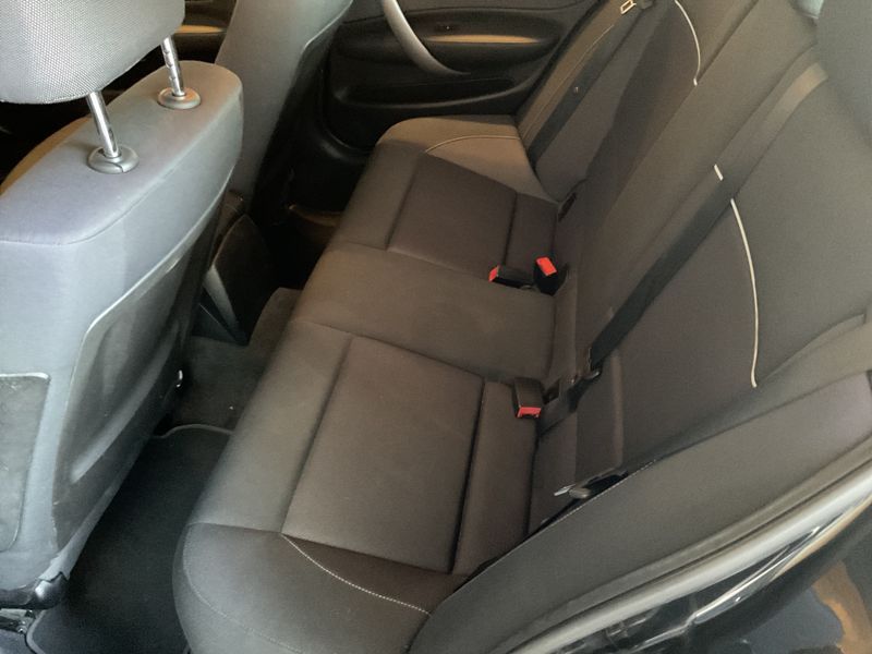 BMW 1er 116d 2011