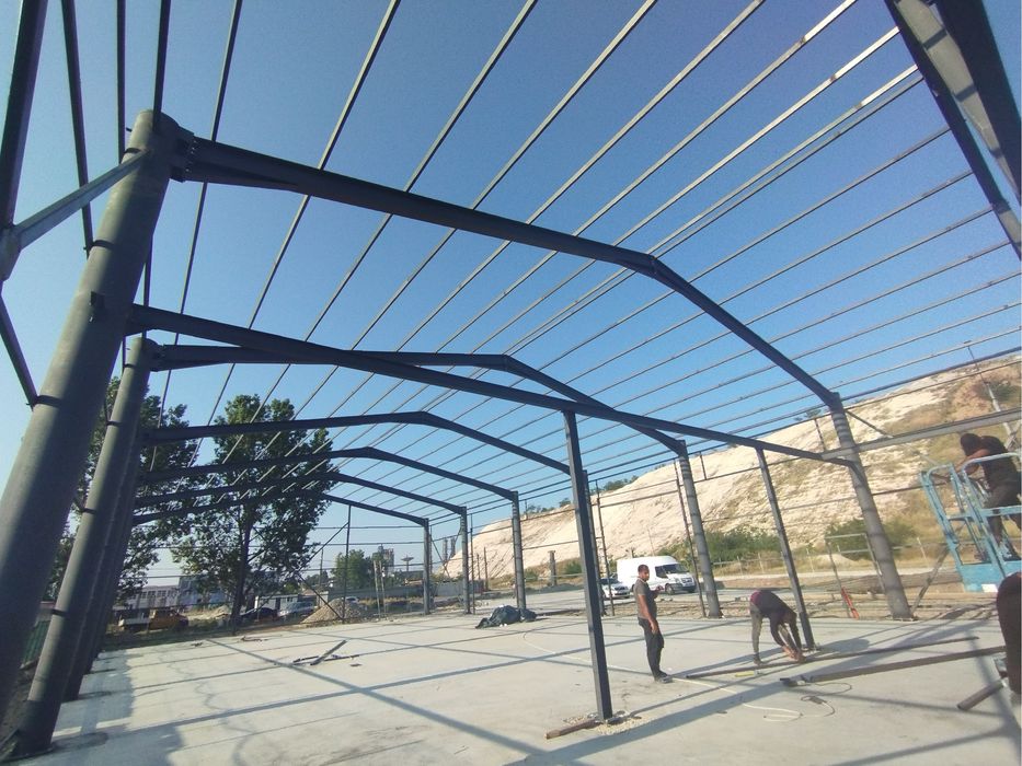 Vand hala metalica cu turnare cuzineti hala metalica cu panouri