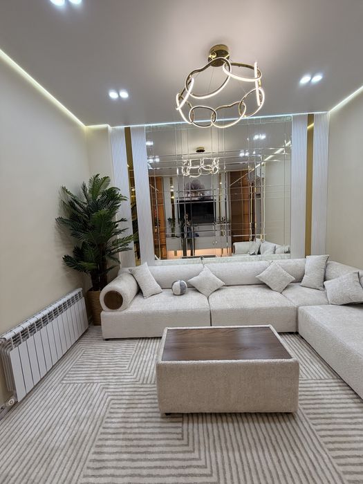 Продаётся евро квартира Silk way ( Максим Горкий)