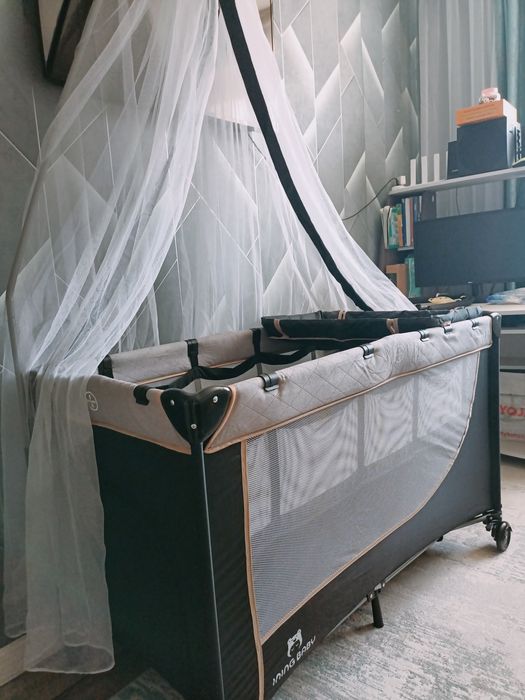 Продам кровать-манеж