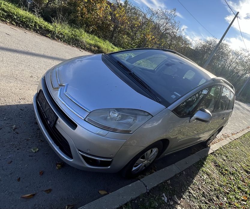 Ситроен Ц4 Пикасо Мотор Дюзи Турбо Капак Стоп Фар Броня Врата Стъкло