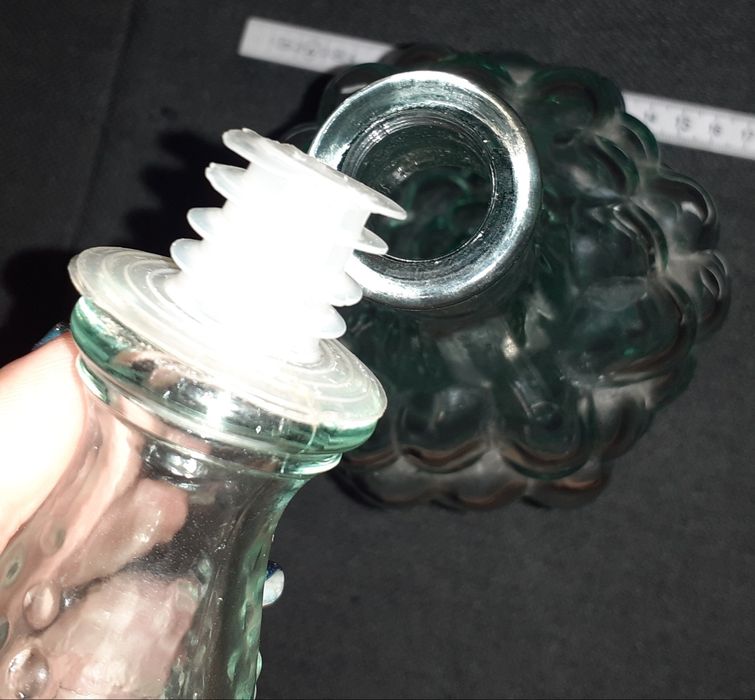 Стъклена бутилка