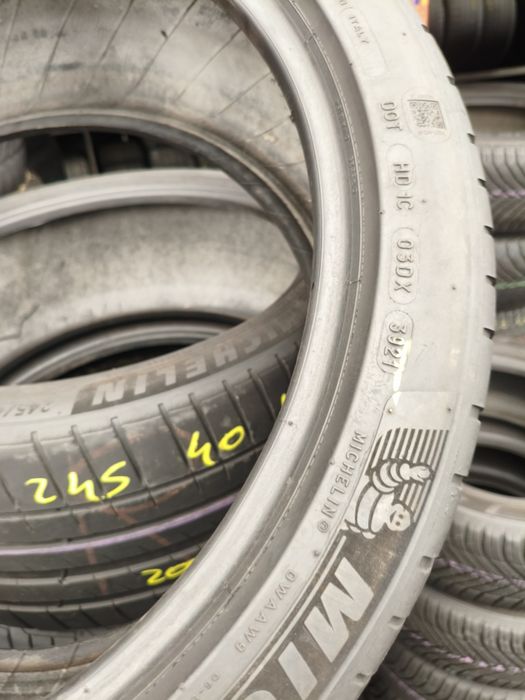 245 40 19 Michelin