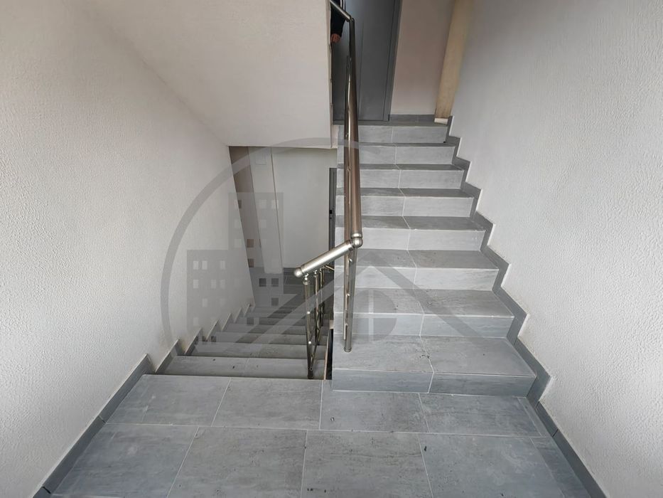 Продава се Двустаен апартамент в Варна, Аспарухово - 71 кв.м за 661 €/кв.м - Снимка #6