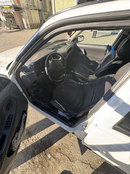 nexia 1998 polnisti sepilgan strashni udari yoq qilgan malumot telda..