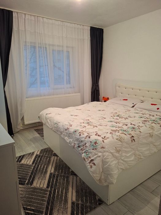 Apartament 3 camere, 75 mp – Complet renovat, | Etaj 1 | Rovinari