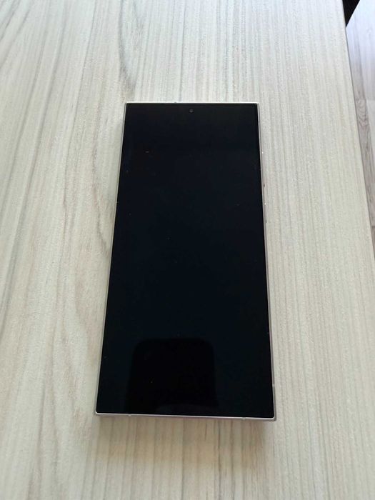 Samsung s24 ultra Като Нов
