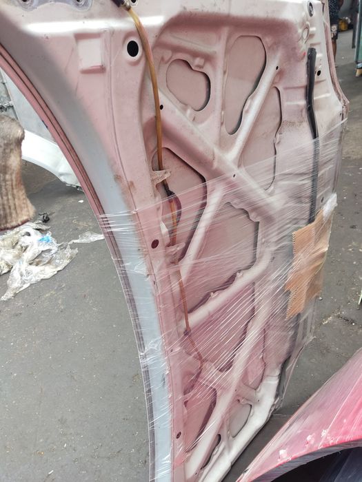 капот toyota spacio