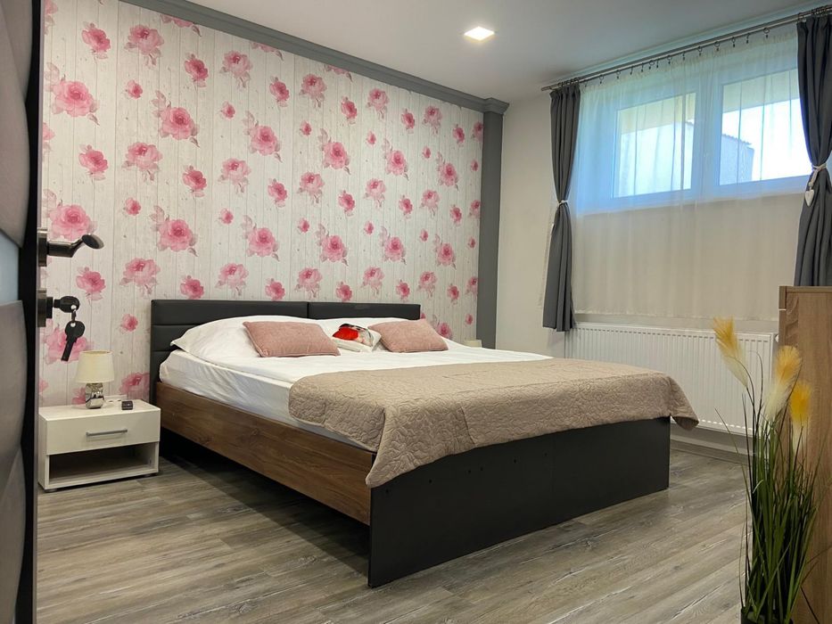 Vand apartament 3 camere Rasnov