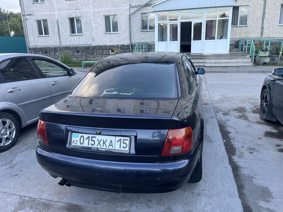 Ауди А4 Б5 2.6 95 год
