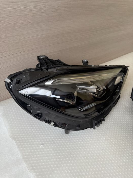 Фарове фар Mercedes C-Class W206 LED High Performance